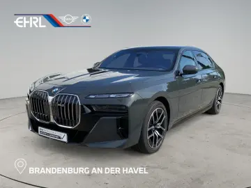 740d xDrive M-PAKET   SITZBELÜFTUNG V&H   SH   G