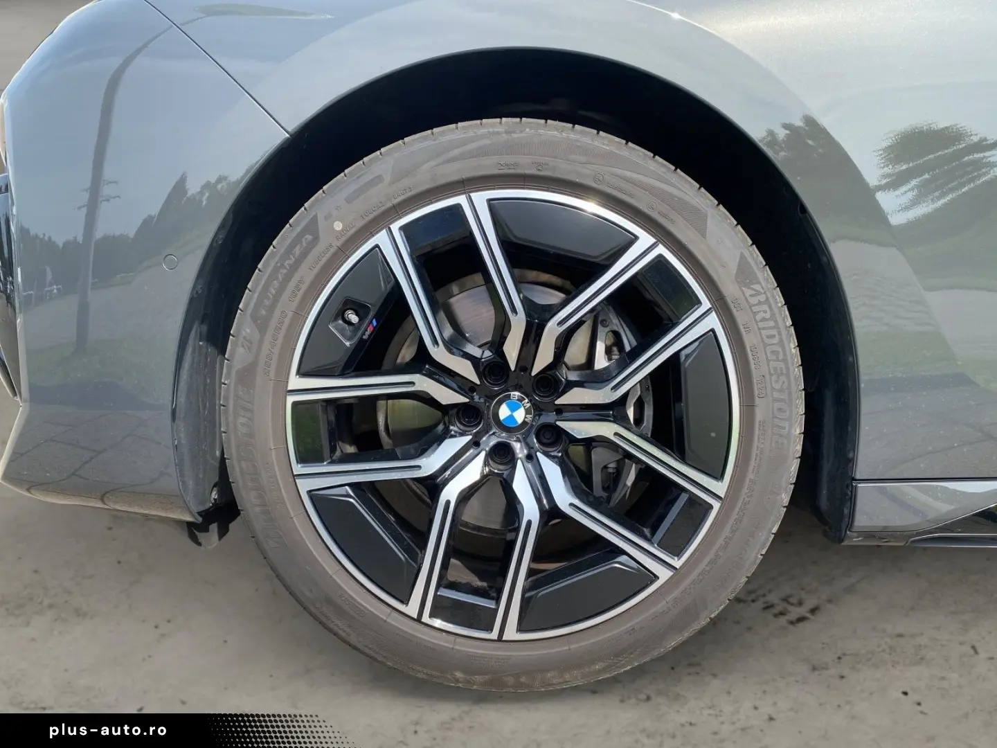 740d xDrive M-PAKET   SITZBELÜFTUNG V&H   SH   G