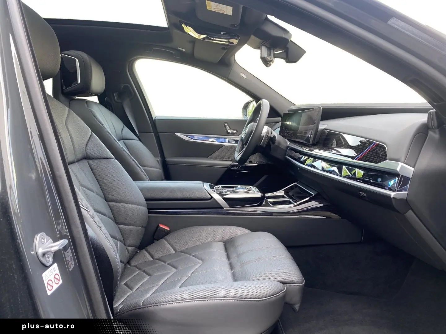 740d xDrive M-PAKET   SITZBELÜFTUNG V&H   SH   G