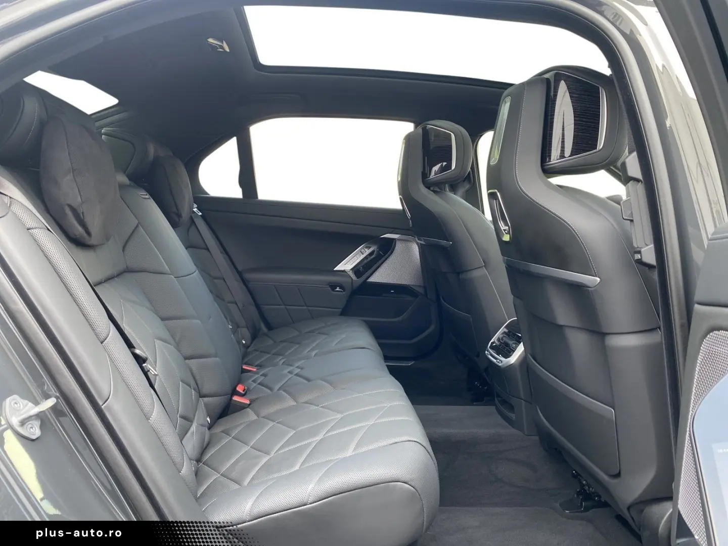 740d xDrive M-PAKET   SITZBELÜFTUNG V&H   SH   G