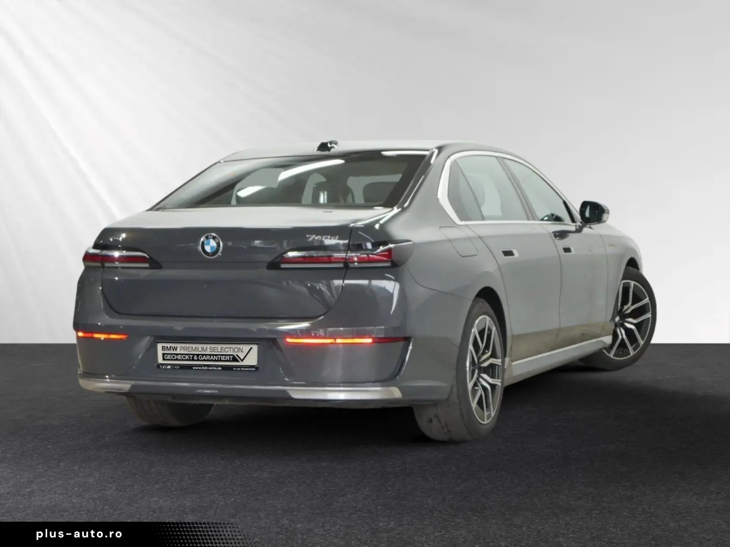 740d xDrive  € 1.190 Zubehörbonus AHK Standhzg.