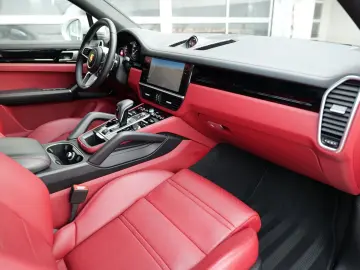 Cayenne Coupe E-Hybrid Platinum Edition ACC 360