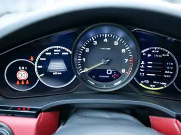 Cayenne Coupe E-Hybrid Platinum Edition ACC 360