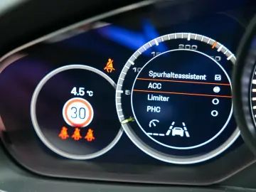 Cayenne Coupe E-Hybrid Platinum Edition ACC 360