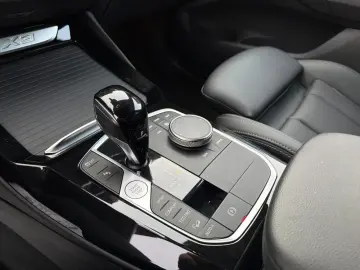 X3 xDr 20dA M SPORT Laser