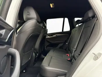 X3 xDr 20dA M SPORT Laser