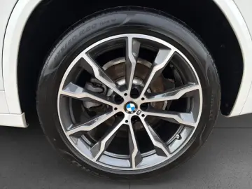 X3 xDr 20dA M SPORT Laser