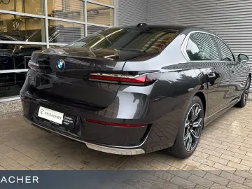 750e xDrive Navi HUD ACC 360  Massage 20 LM