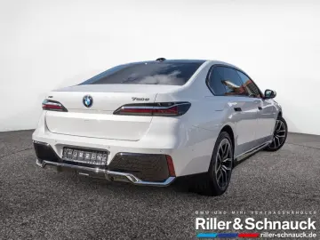 750e xDrive M-Sport HUD SITZBELÜFTUNG PANO 360