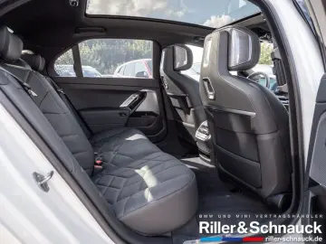 750e xDrive M-Sport HUD SITZBELÜFTUNG PANO 360