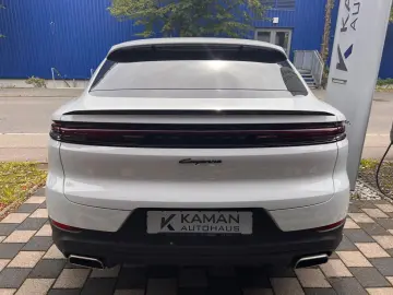 Cayenne Coupe E-Hyb.Hinterachs · PDCC· ACC · 360