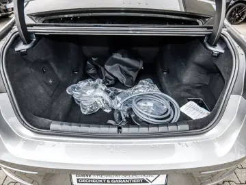 750e xDrive HUD PANO ACC 360 KAM RFK NAVI LED