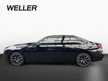 750e xDr M Sport ExLounge AutoTür Kristall SkyL