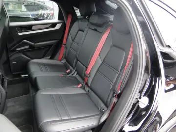 Cayenne 3.0 TFSI Coupe 1.HAND AUTOMATIK NAVI LED