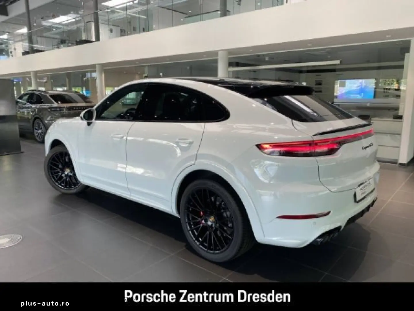 Cayenne GTS Coupe Ambientebeleuchtung BOSE