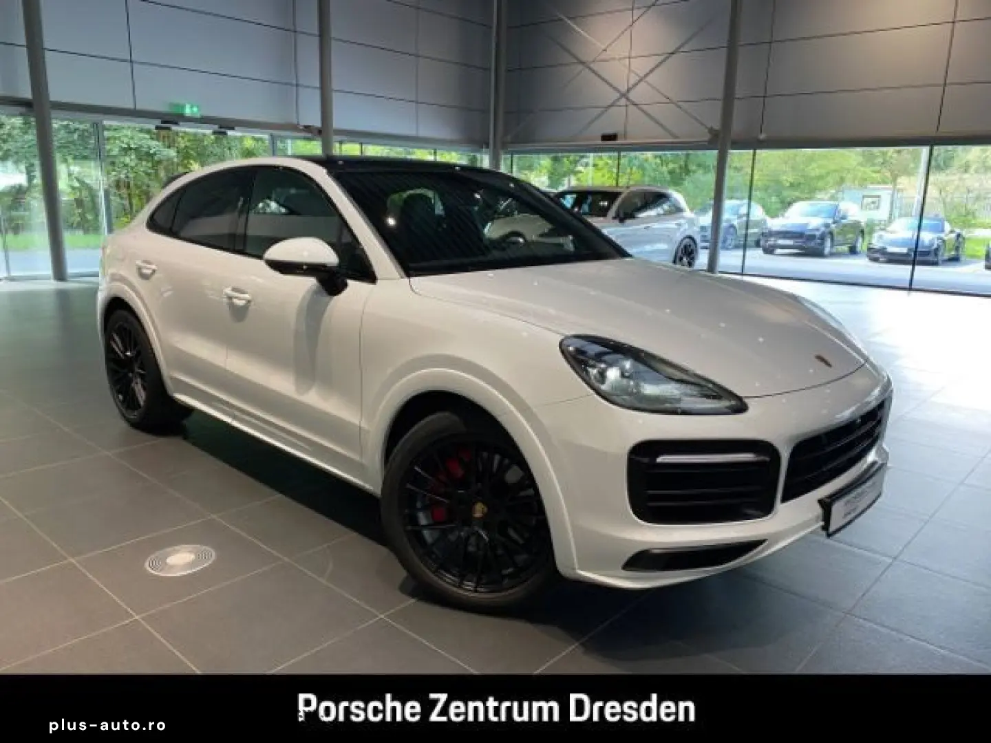 Cayenne GTS Coupe Ambientebeleuchtung BOSE
