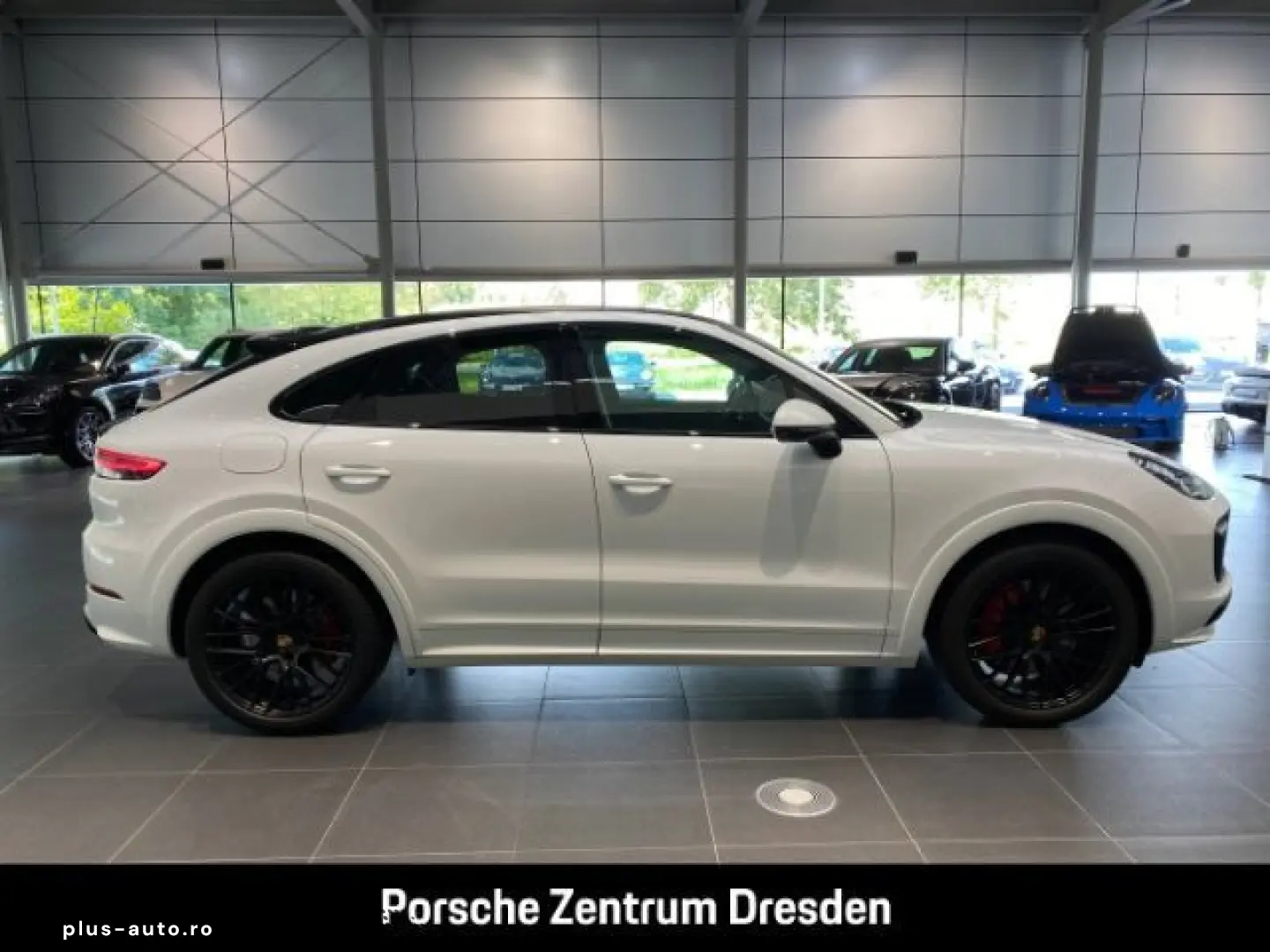 Cayenne GTS Coupe Ambientebeleuchtung BOSE