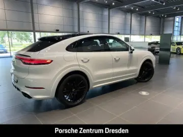 Cayenne GTS Coupe Ambientebeleuchtung BOSE