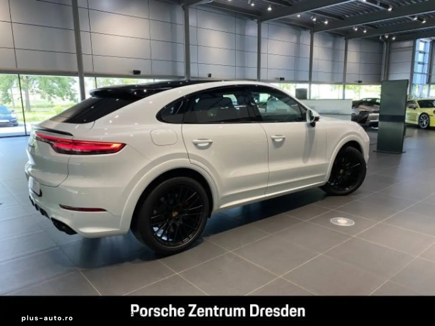 Cayenne GTS Coupe Ambientebeleuchtung BOSE