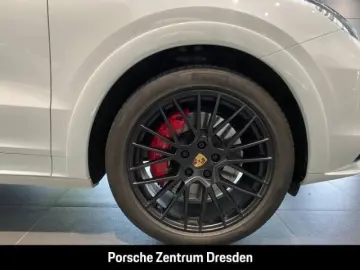 Cayenne GTS Coupe Ambientebeleuchtung BOSE