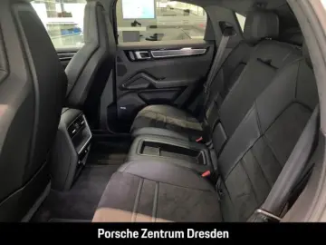 Cayenne GTS Coupe Ambientebeleuchtung BOSE