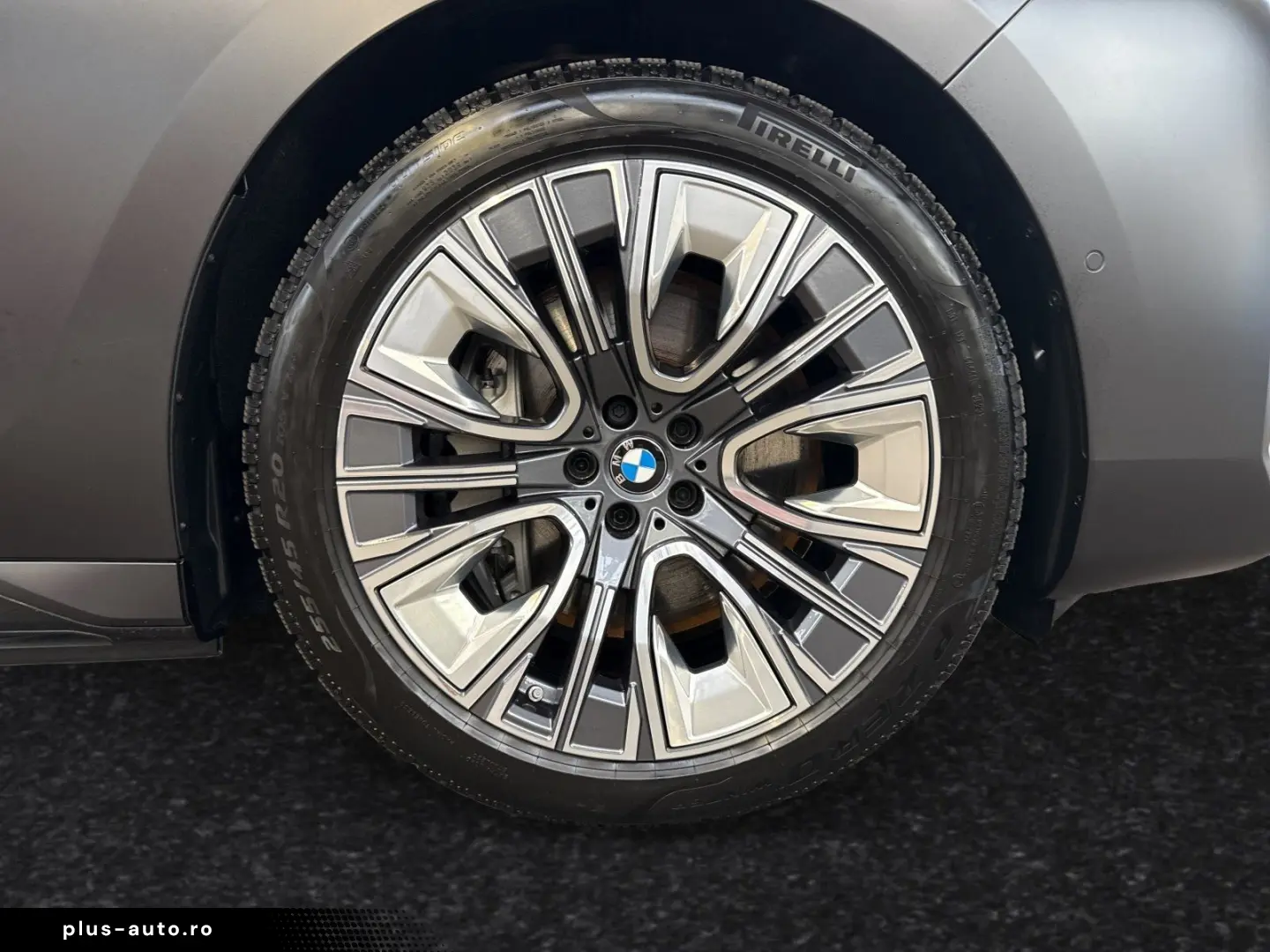 750e xDrive Lr. 1.290 - br. o.Anz. 48Mon 5`Km p.