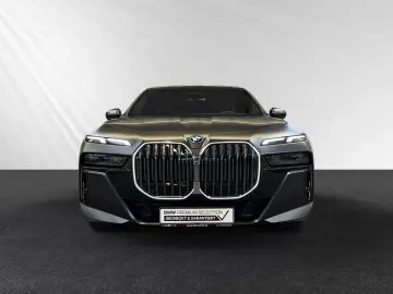 750e xDrive Lr. 1.290 - br. o.Anz. 48Mon 5`Km p.