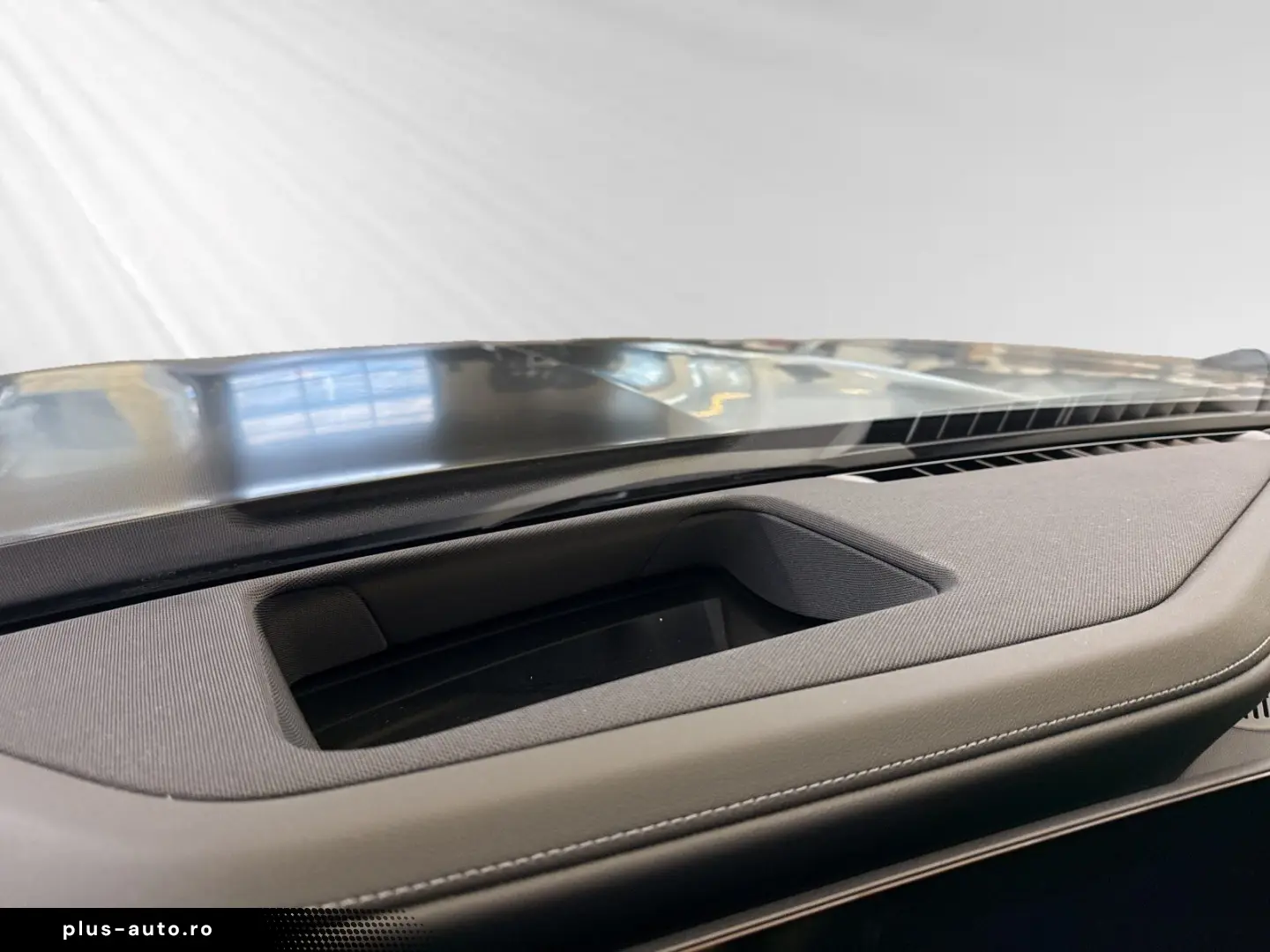 750e xDrive Lr. 1.290 - br. o.Anz. 48Mon 5`Km p.