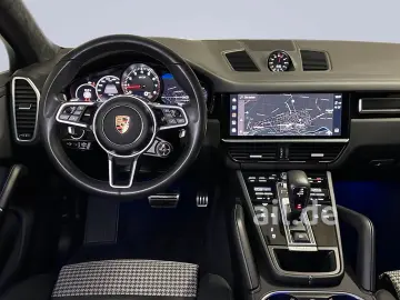 Cayenne Coupe GTS Carbon LED HUD MATRIX