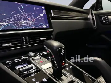 Cayenne Coupe GTS Carbon LED HUD MATRIX