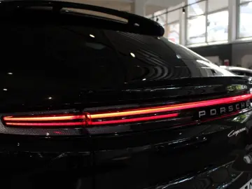 Cayenne Coupe E-Hybrid