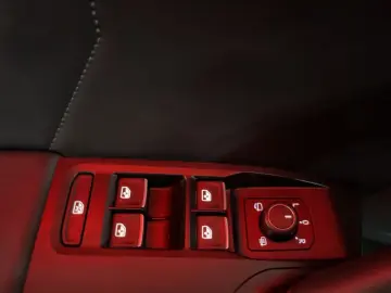 FormentorVZ 2.0TSI 4DriveDSG MATRIX BREMBO BEATS