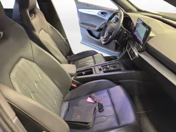 Formentor VZ 2.0 TSI 4Drive 310PS Navi Leder LED