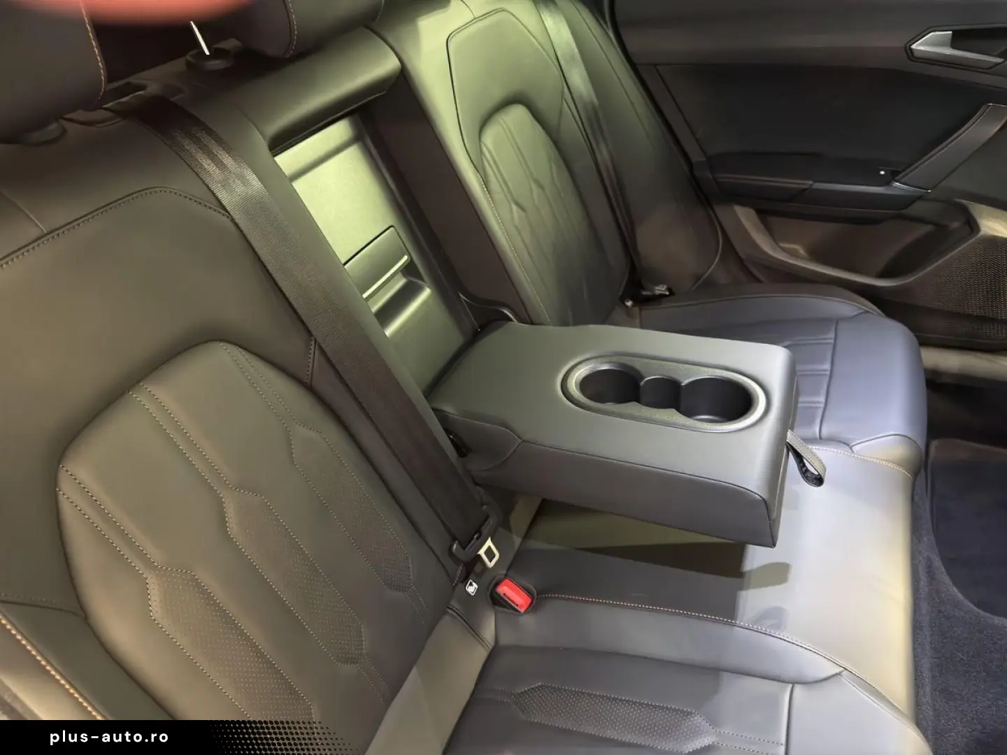 Formentor VZ 2.0 TSI 4Drive 310PS Navi Leder LED