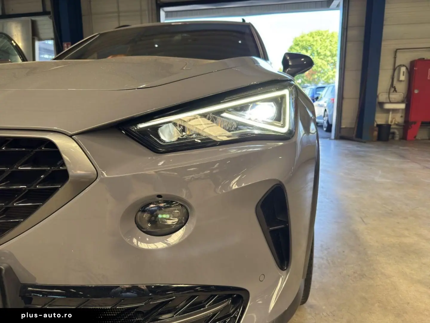 Formentor VZ 2.0 TSI 4Drive 310PS Navi Leder LED