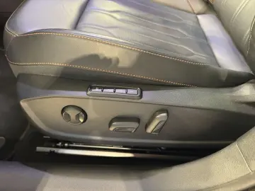 Formentor VZ 2.0 TSI 4Drive 310PS Navi Leder LED