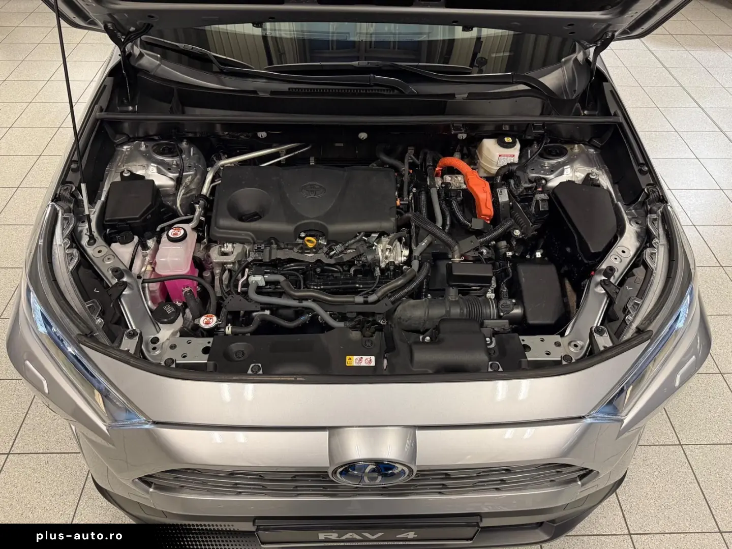 RAV 4 HYBRID-4x4-LED-LEDER-KAMERA-MOD. 2024