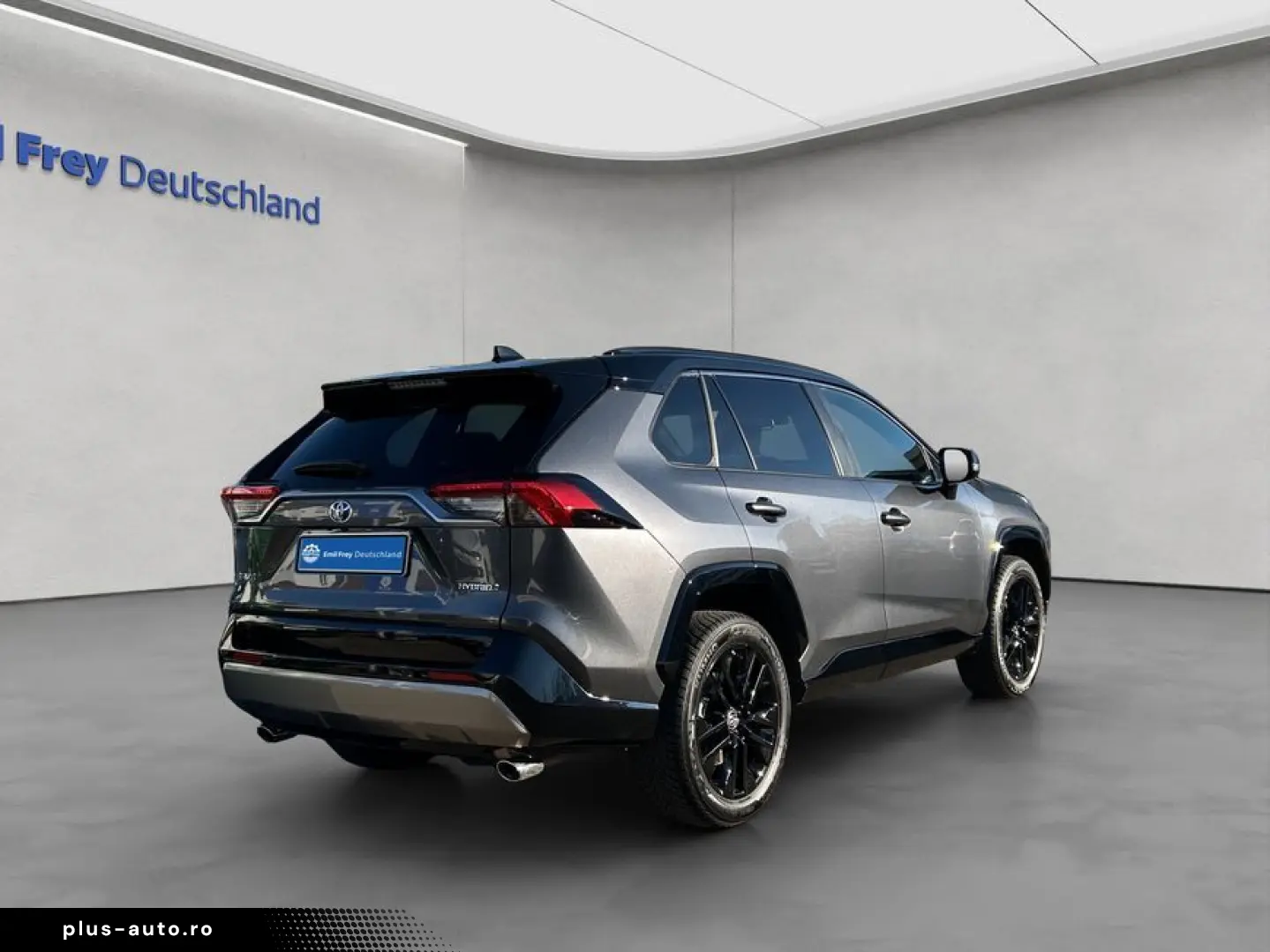 RAV 4 2.5 Hybrid Selection Panorama