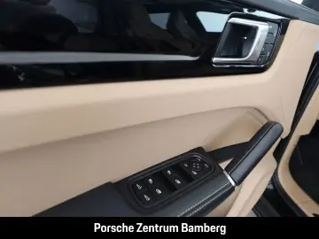 Cayenne GTS  BOSE  AHK  Sitzbelüftung  Head-Up