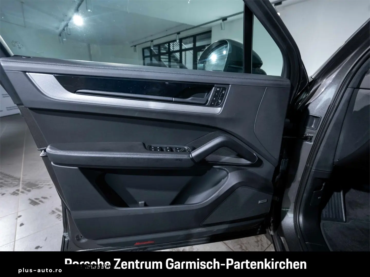 Cayenne E-Hybrid 360Kamera HUD hinten LenkradHZG