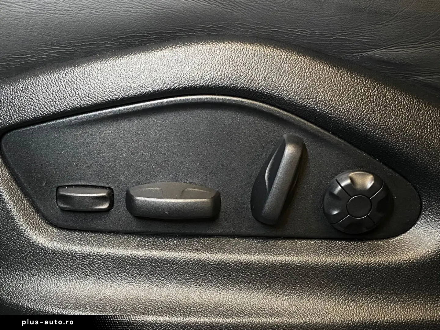 Cayenne E-Hybrid Coupe   InnoDrive   BOSE