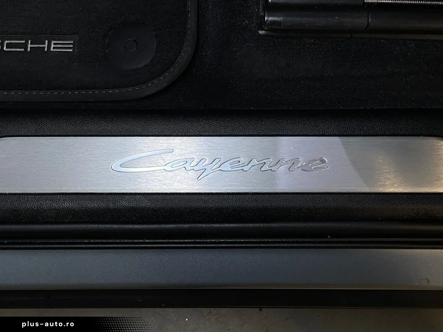 Cayenne E-Hybrid Coupe   InnoDrive   BOSE