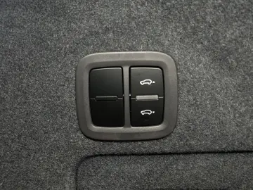 Cayenne E-Hybrid Coupe   InnoDrive   BOSE