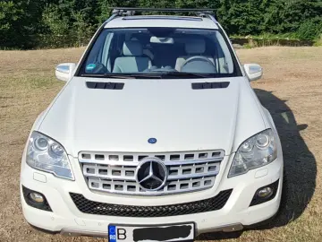Mercedes-Benz ML 320