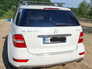 Mercedes-Benz ML 320