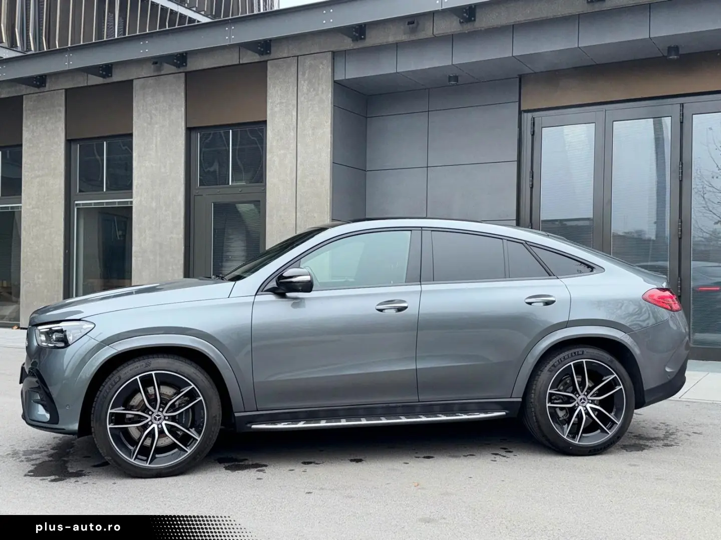 GLE 450d 4M Coupe AMG NIGHT HUD PAN BUR LUFT 22