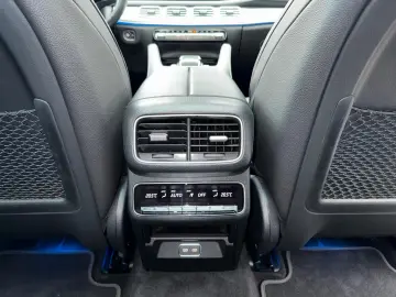 GLE 450d 4M Coupe AMG NIGHT HUD PAN BUR LUFT 22