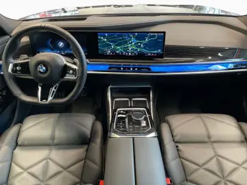 740d xdr M Sport StHz Sky DAPro PAPro AHK Iconic