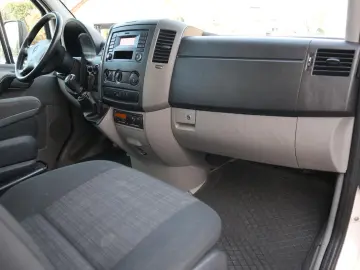 Sprinter 2.1 CDI 514 CDI KOFFER HEBEBÜHNE