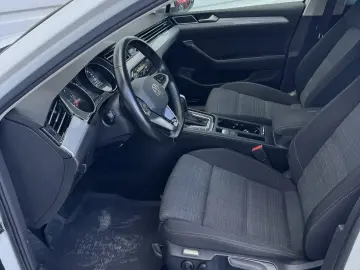 Volkswagen Passat 2021 2.0 diesel 200 cp